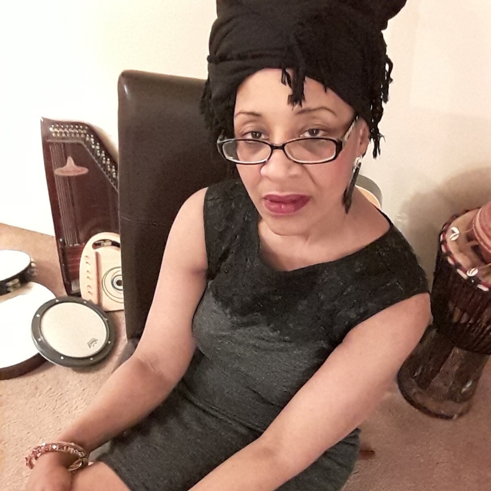 Meet your Posher, Diana